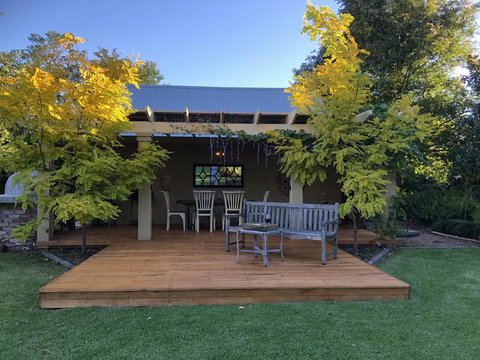 Arcadia - The Barn Cottage & Rosehill Cottage - Click Find 28