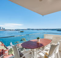 Panoramic harbour views and unbeatable comfort - Lawyer Find