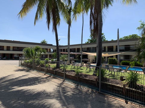 Pine Tree Motel - DBD 2