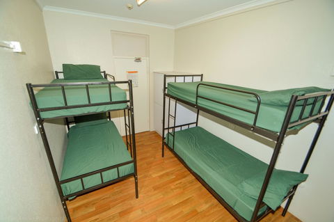 Youth Shack Backpackers Darwin - Click Find 23