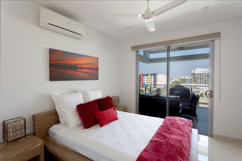 Kakadu @ The Kube (Darwin City) - Click Find 2