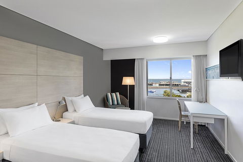 Vibe Hotel Darwin Waterfront - Click Find 22
