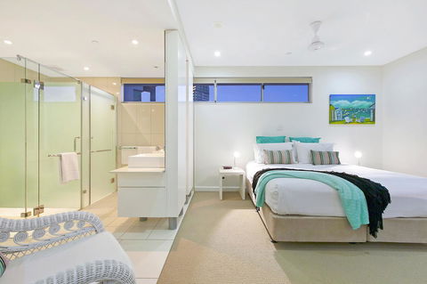 BeachLife Apartments - Click Find 2