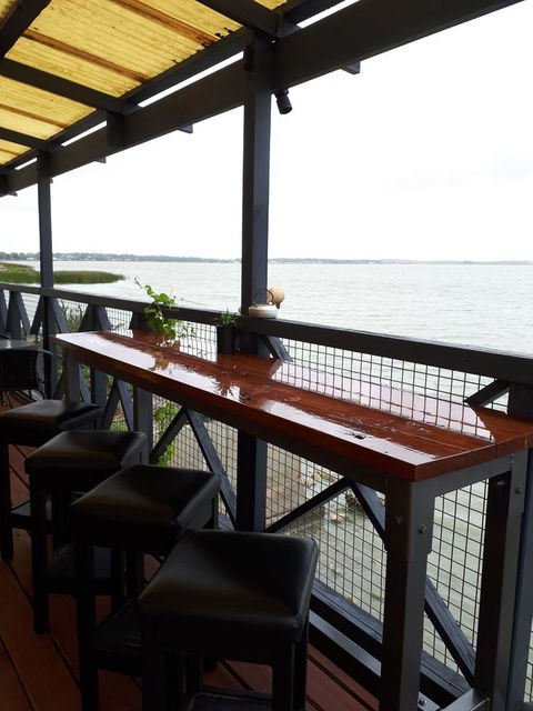 Meningie's Waterfront Motel - Click Find 40