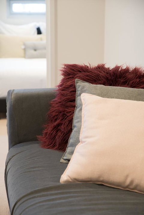 Ther-Rich 2Brm CBD Apartment - Who Is Search 12