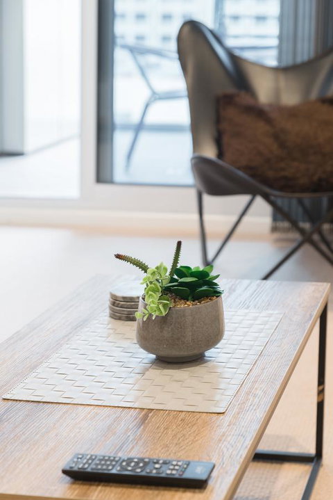 Ther-Rich 2Brm CBD Apartment - Who Is Search 17