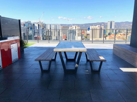 CENTRAL ESCAPE 2 BEDROOM @ ADELAIDE CBD - Who Is Search 17