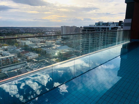 CENTRAL ESCAPE 2 BEDROOM @ ADELAIDE CBD - Who Is Search 13