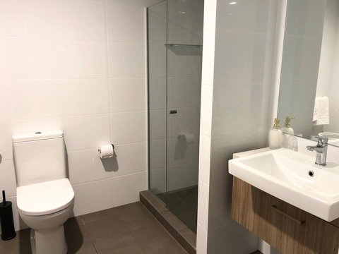 CENTRAL ESCAPE 2 BEDROOM @ ADELAIDE CBD - Who Is Search 10