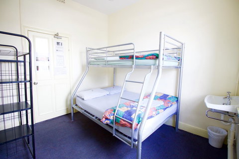 Backpack Oz - Who Is Search 38