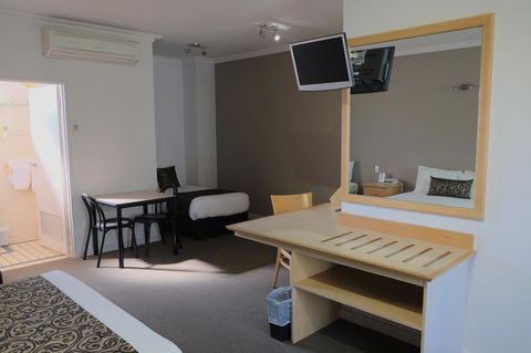 Berri Hotel - DBD 24