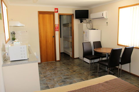 Ardrossan Caravan Park - DBD 29