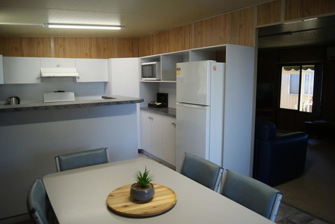 Ardrossan Caravan Park - DBD 27