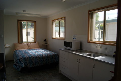 Ardrossan Caravan Park - DBD 14