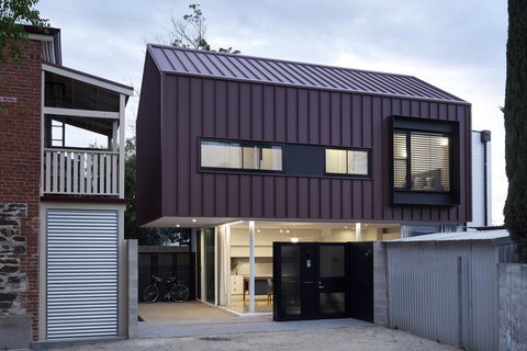 Swainson On Castle - Bet 4u 4