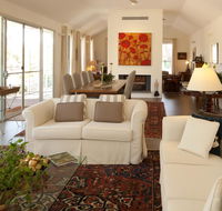 Thorn Park By The Vines - Click Find