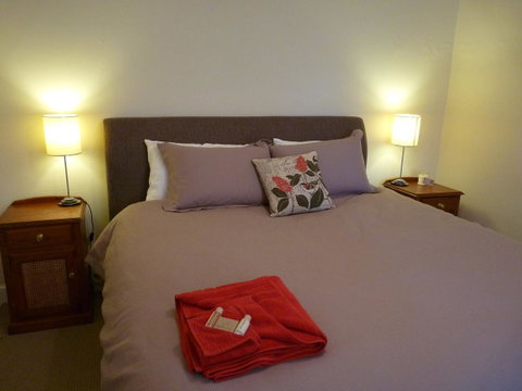Andy's Accommodation - Click Find 1
