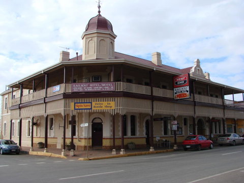 Andy's Accommodation - Click Find 18
