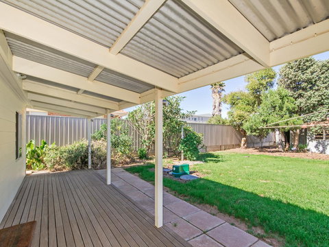 Boat House - Bet 4u 10