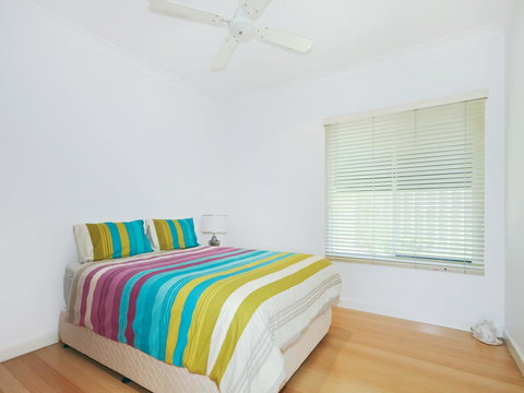 Boat House - Bet 4u 5