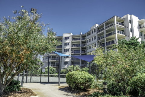 Luxury Suite Bunbury - Lawyer Find 21