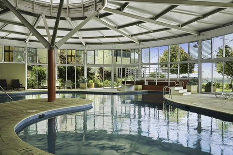 Luxury Suite Bunbury - Lawyer Find 17