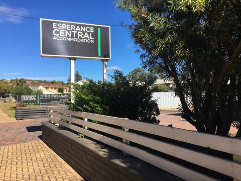 Esperance Central Accommodation - Lawyer Find 29