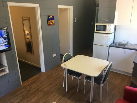 Esperance Central Accommodation - Lawyer Find 40