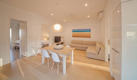 The Billi Resort - Click Find 13