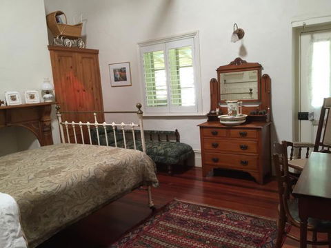 Bentwood Olive Grove Accommodation - DBD 32