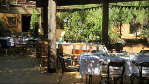 Bentwood Olive Grove Accommodation - DBD 26