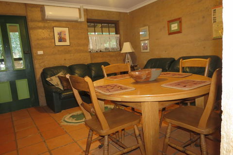 Bentwood Olive Grove Accommodation - DBD 14
