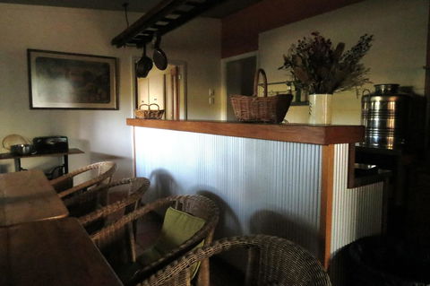 Bentwood Olive Grove Accommodation - DBD 8