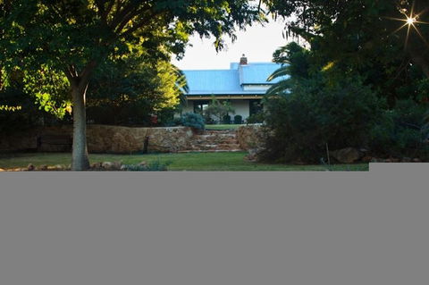 Bentwood Olive Grove Accommodation - DBD 23
