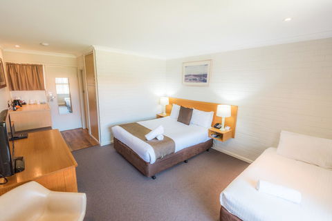 Hospitality Carnarvon, SureStay By Best Western - Lawyer Find 11
