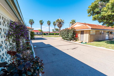 Hospitality Carnarvon, SureStay By Best Western - Lawyer Find 25