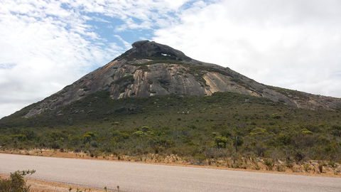 Esperance YHA - Lawyer Find 33
