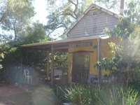 Black Cockatoo Lodge