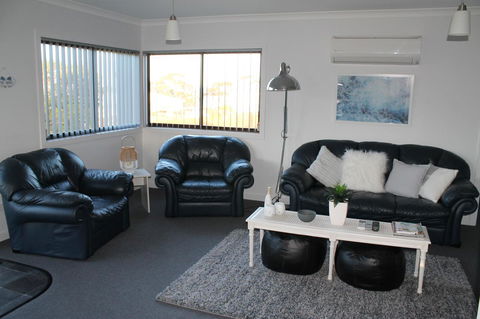 Bircoo Cottage Beach And Golf Getaway - Click Find 7
