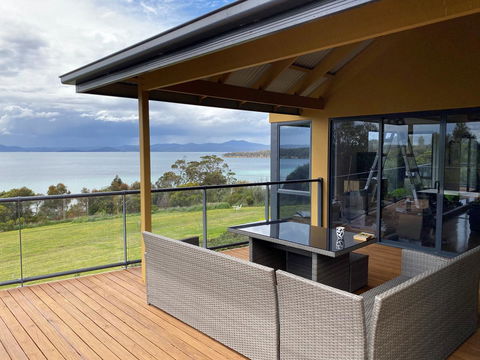 Convict Beach House - Click Find 6