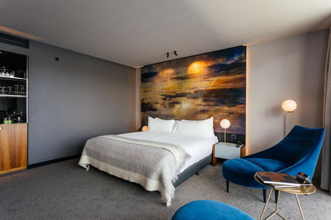 MACq 01 Hotel - Click Find 7