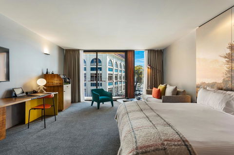 MACq 01 Hotel - Click Find 38