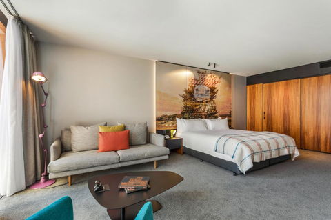 MACq 01 Hotel - Click Find 1