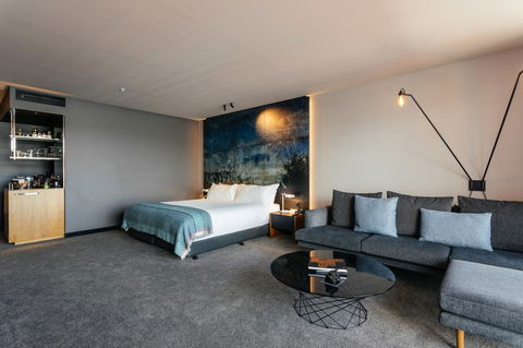 MACq 01 Hotel - Click Find 31