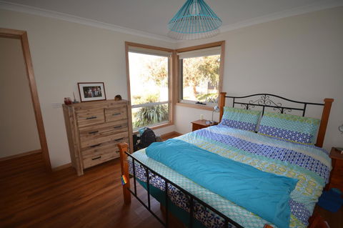 Seascape Beach House - Click Find 17