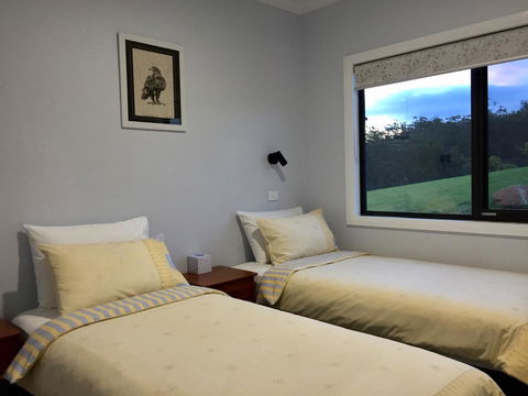 Manna Hill Farm - Click Find 19
