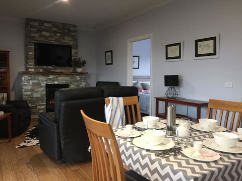 Manna Hill Farm - Click Find 13