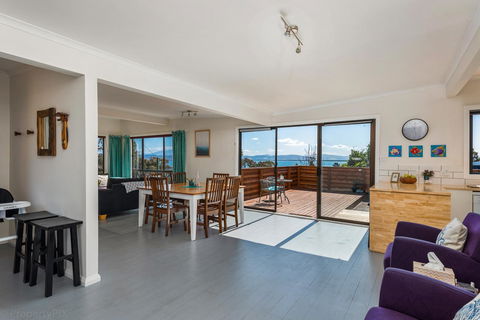 Southern Beaches Holiday House - Bet 4u 32