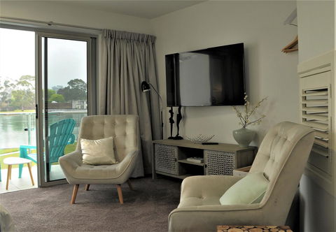 Ulverstone River Edge HolidayApartments - Click Find 1