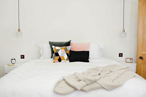 The Holiday Home People - DBD 27